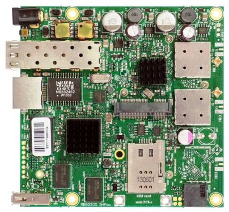 RouterBoard Mikrotik RB922UAGS-5HPacD 802.11ac 2x2 two chain, RouterOS L4, miniPCIe, USB, SFP, SIM, 