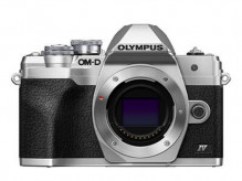 Digitální fotoaparát Olympus E-M10 Mark IV body silver  