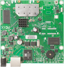 RouterBoard Mikrotik RB911G-5HPnD 600 MHz CPU, 32 MB RAM, 1x LAN, 1x 5 GHz, L3, 2x MMCX  